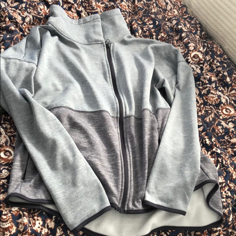 Zip jacket